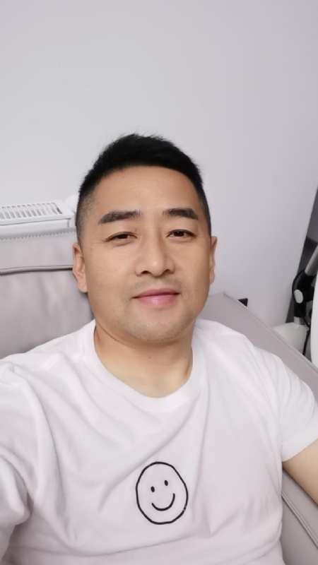 向阳而生的第一张照片--天津认干亲服务网